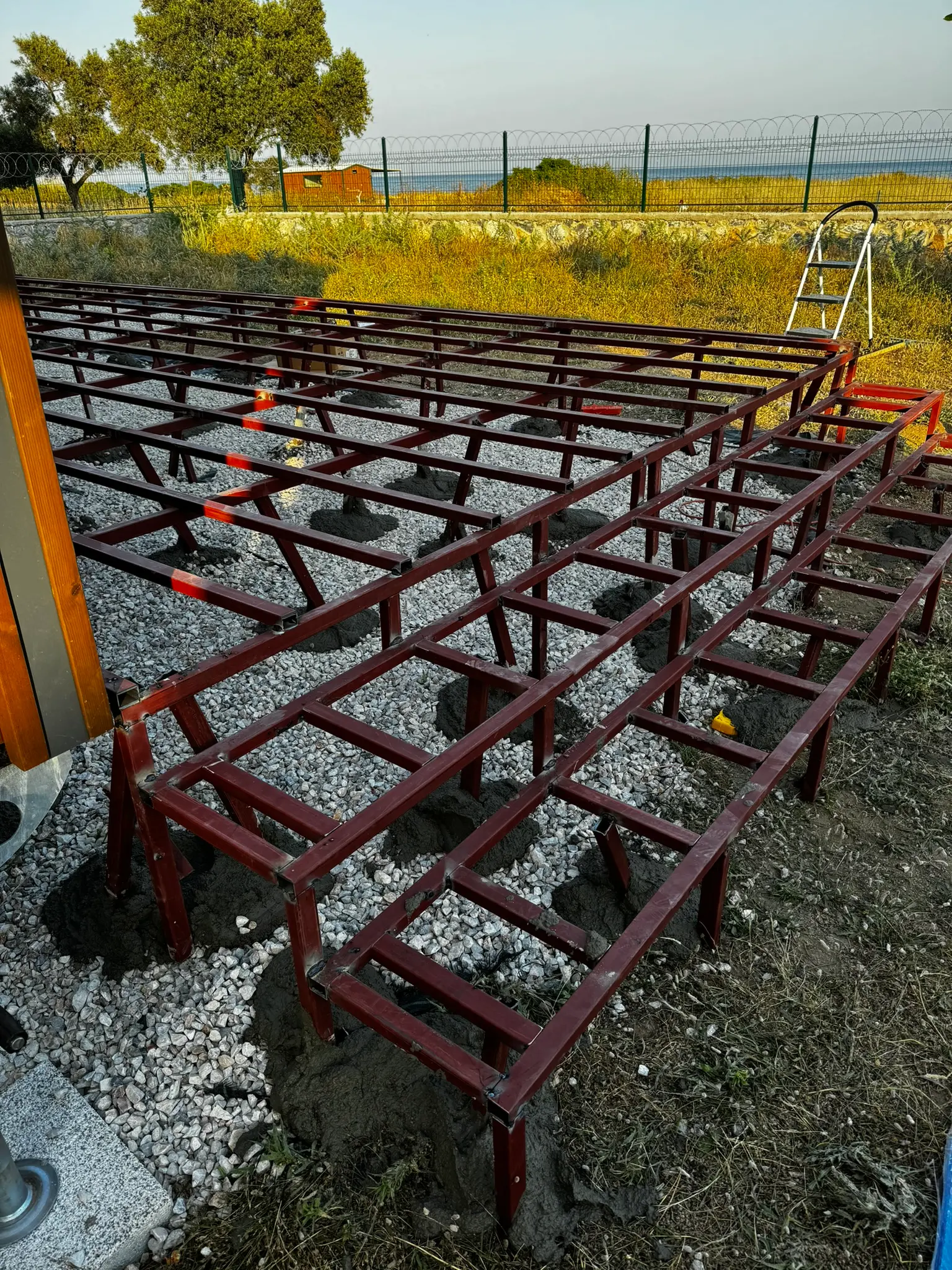 Antrasit Kompozit Deck Uygulaması